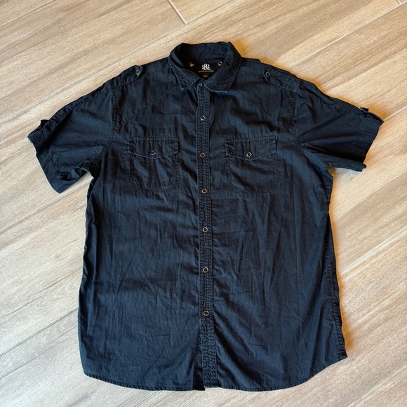 Rock & Republic Other - Rock & Republic Black Short Sleeve Button Down -  Men's Size L